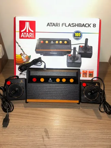 Atari Flashback 8 - 105 jogos clássicos