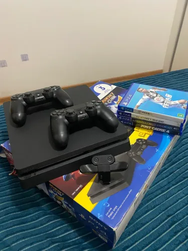 PS4 SLIM 1TB SSD