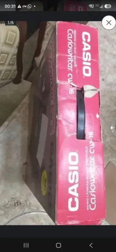 Máquina de escrever elétrica