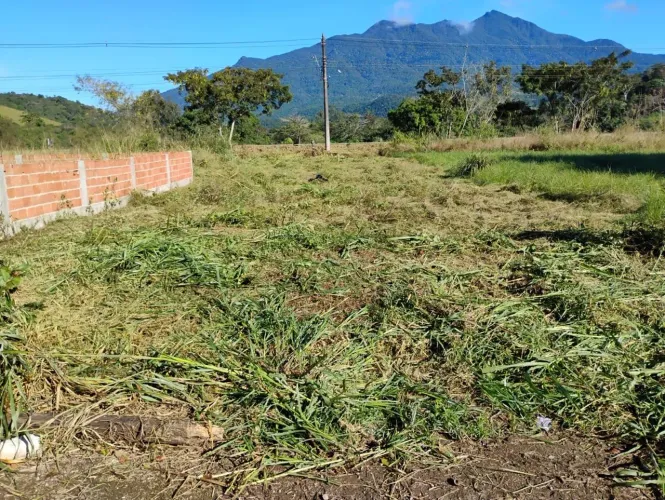 Vendo ou Troco Terreno em Tinguá