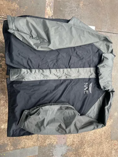 Capa de chuva marca ( Nave )