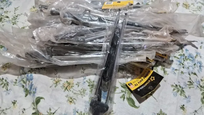 Kit Variado de Utilidades: Ferramentas, Antenas e Acendedores