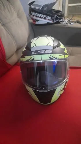 Capacete LS2