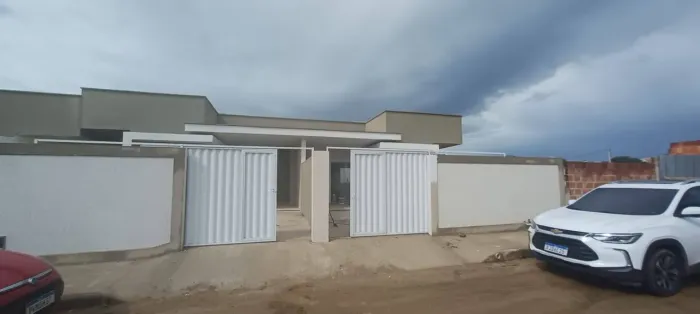CASAS À VENDA  VILA DO PERÓ - CABO FRIO/RJ