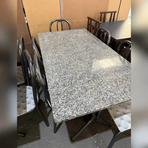 Mesa com 6 cadeiras - entrego hoje