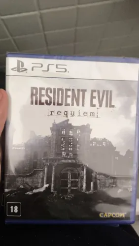 Resident Evil Requiem PS5 mídia física lacrada