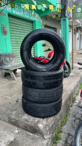 Pneus 265/70/16 Goodyear