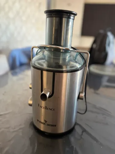 Centrífuga de Sucos Juicer Black+Decker Excellence 700W - Potente e Conservada