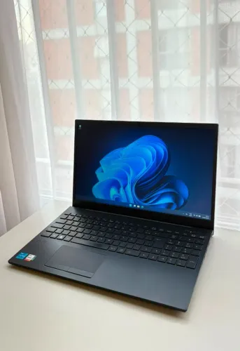Notebook VAIO FE15 | Intel Core i3 11ª Geração | 8GB RAM | SSD 256GB | Full HD |Windows 11
