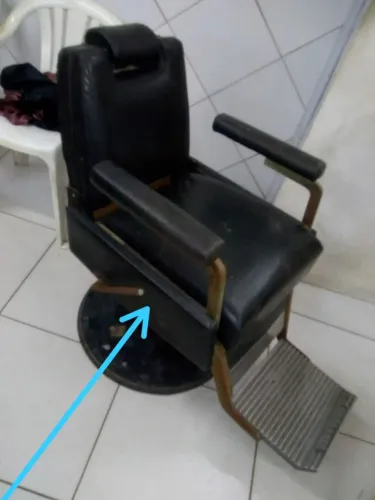 Vendo 3 cadeira ferrante