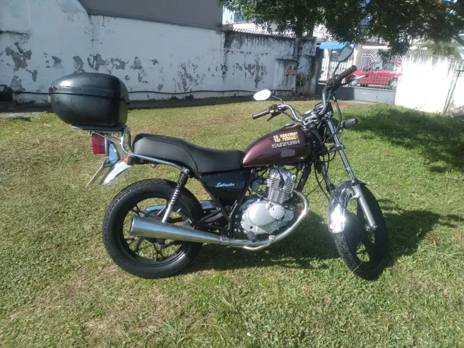 Moto em ótimo estado