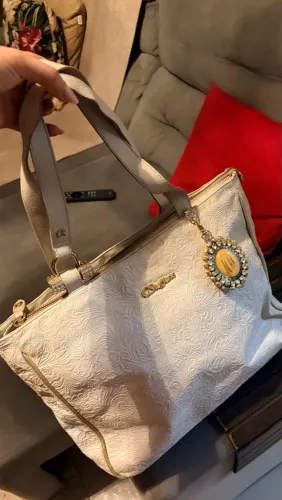 Linda bolsa Carmen Steffens
