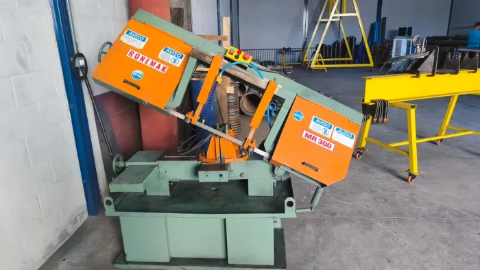 Serra Fita Ronemak MR300