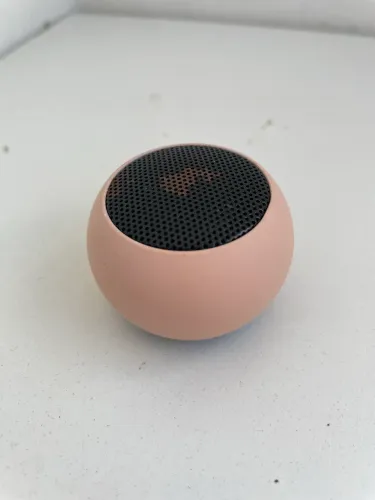 Mini caixa de som Bluetooth rosa