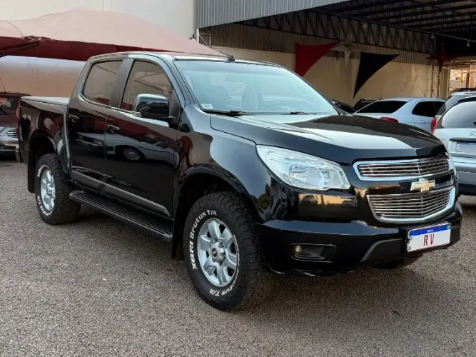 Chevrolet S10 Pick-up LT 2.8 TDI 4X4 CD Diesel AUT 2013
