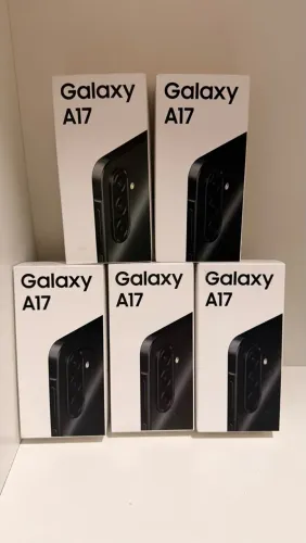 Celular Samsung  A17  128gb, 4gb Ram, Câm De 50mp, Tela De 6.7", Nfc, Ip54 - Preto