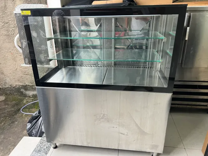 ?VITRINE EXPOSITORA?