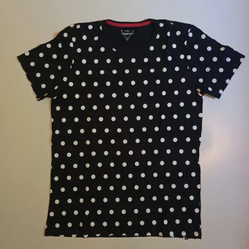 camiseta bolinhas youcom