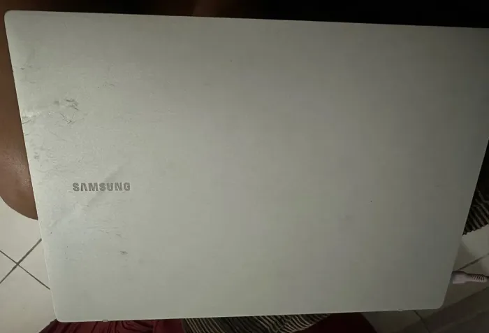 Vende-se notebook 