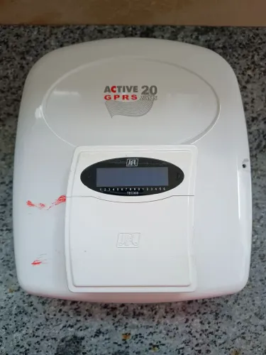 Vendo Central De Alarme Active 20 GPRS Com Modulo GPRS e Teclado, JFL, funcionando.