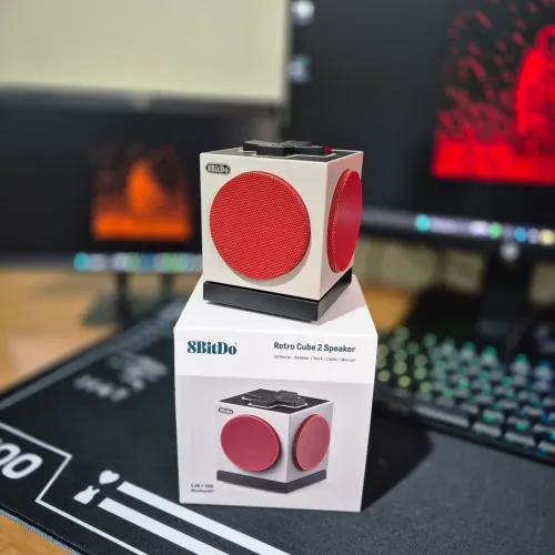Caixa de Som 8BitDo Retro Cube Speaker 2