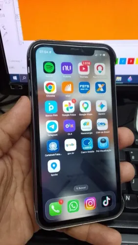 iPhone 11