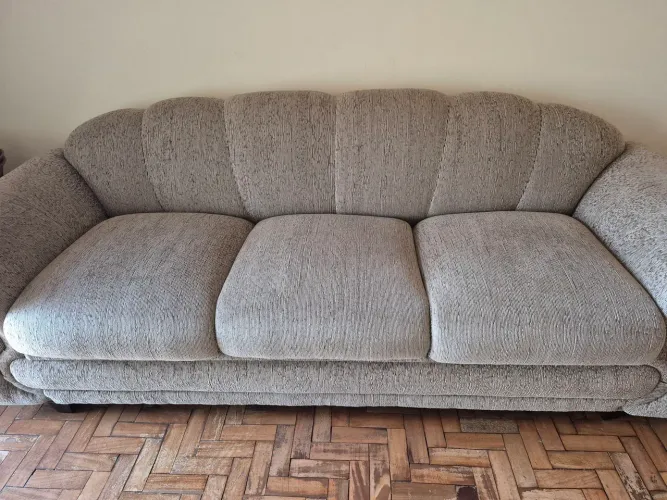 Sofá 3 lugares, sem defeitos