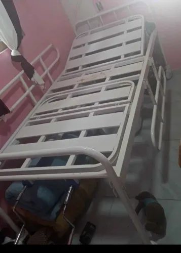 Cama hospitalar