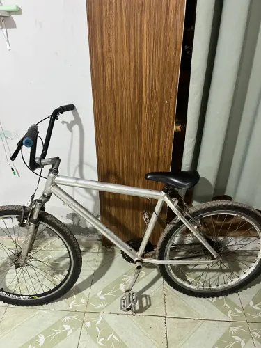 Bicicleta aro 26
