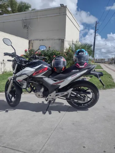 Honda CB250 Twister 2019 - sem entrada +48x