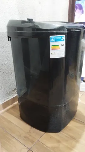 VENDO TANQUINHO WANKE 20 KILOS 230$ RETIRADA NO BAIRRO DAS INDÚSTRIAS. PEGANDO TUDO