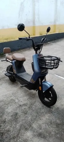 Scooter elétrica 800w. Ano 2024. Pouco uso.