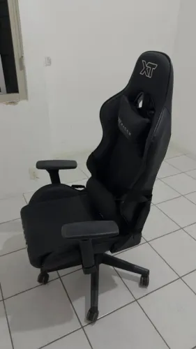 Cadeira Gamer XT Racer Preta - Excelente Estado