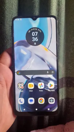 Moto E 22 128 gigas funcionando perfeitamente! Leia a descrição 