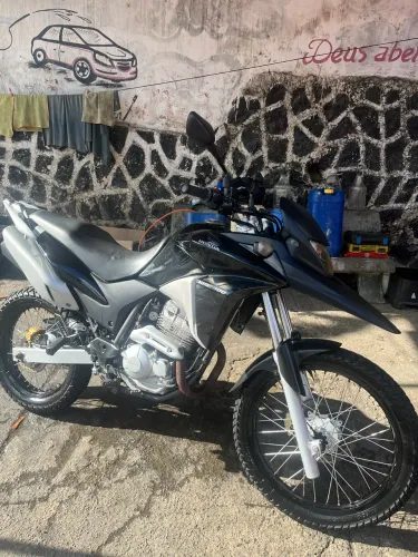 XRE 300 - 2014