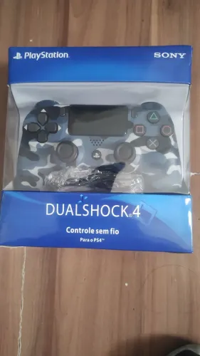 Controle PS4 camuflado