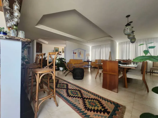 Apartamento Vista para o Mar de todos os cômodos, com 3 dormitórios, 1 vaga - José Menino 