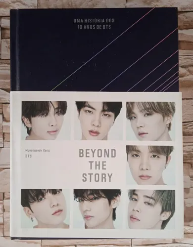 Livro BTS - Beyond The Story: Uma História dos 10 anos de BTS. Editora Galera.