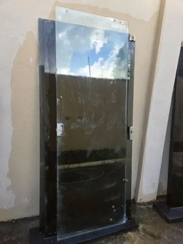 Porta vidro transparente