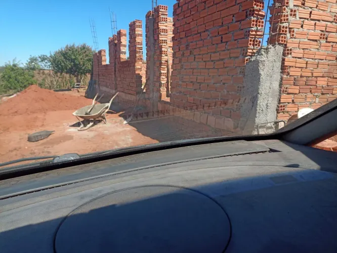 Vendo ou TROCO POR CARRO + DINHEIRO