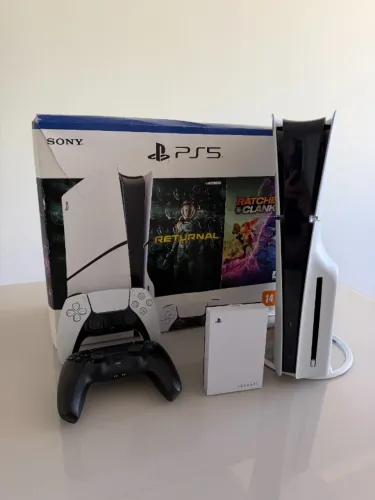 PlayStation 5 Slim 1TB 2 controles + HD Externo 5 TB