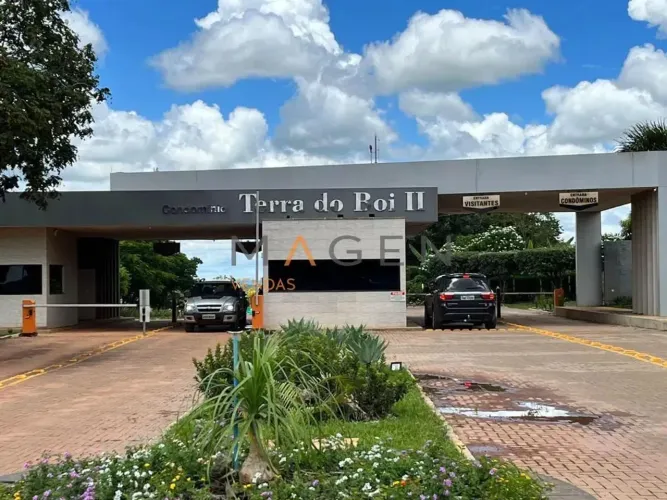 Chácara com 2900m² à venda em Hidrolândia-GO.