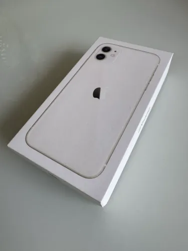 iPhone 11 128gb branco