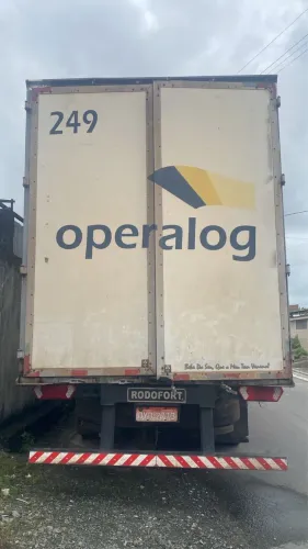 BAÚ LATEIRO 2 EIXOS