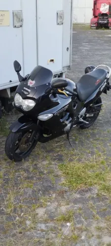 Vendo moto Suzuki 750