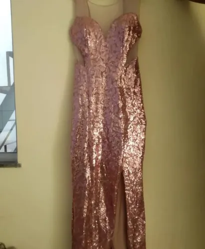 Vendo vestidos (brechó)