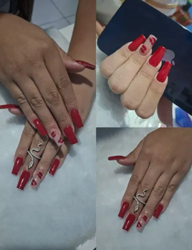 Manicure pedicure e nails 