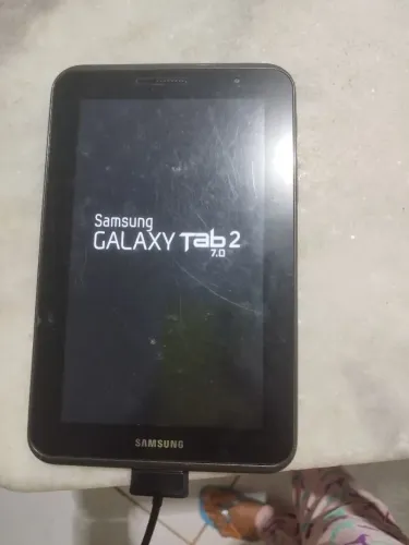 Vendo um tablet Samsung funcionando 