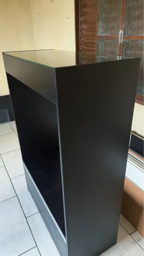 Móvel/Balcão para Loja com Tampo de Vidro - Preto