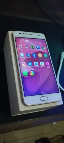 Celular ZenFone 4self 